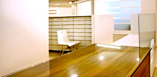 PROGETTI E REALIZZAZIONE ARREDAMENTI PER FARMACIE - IB STUDIO arredamenti FARMACIE - ARREDI E FORNITURE PARA FARMACIE - DOTAZIONI PER FARMACIA - ITALIAN DESIGN Arredo Farmacia San Grimoaldo